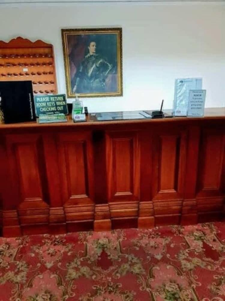 Australian Heritage Motor Inn Даббо Экстерьер фото